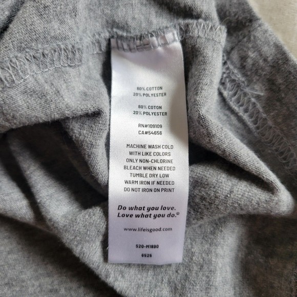 Life Is Good Mens Crusher Tee Gray Size Medium Trees Road Travel Adventure - Picture 6 of 9